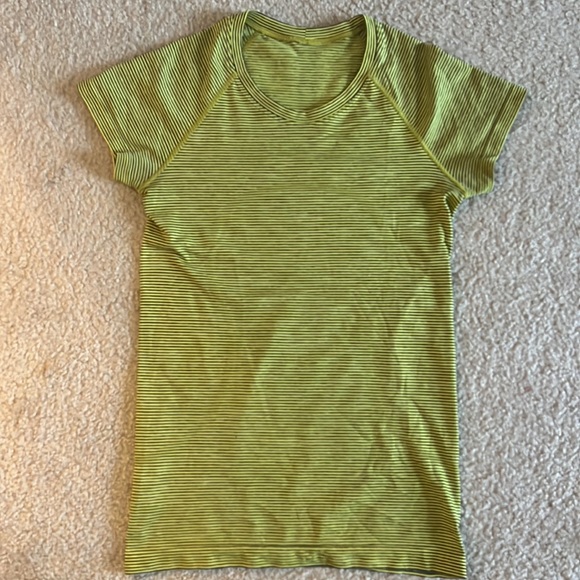 Full Length Lululemon Swiftly Tech - Picture 1 of 7